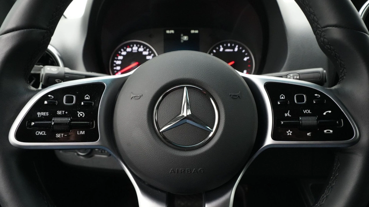 Mercedes-Benz Sprinter Dubbele Cabine 319 2.0 CDI 140kW 190PK L3H3 AUT