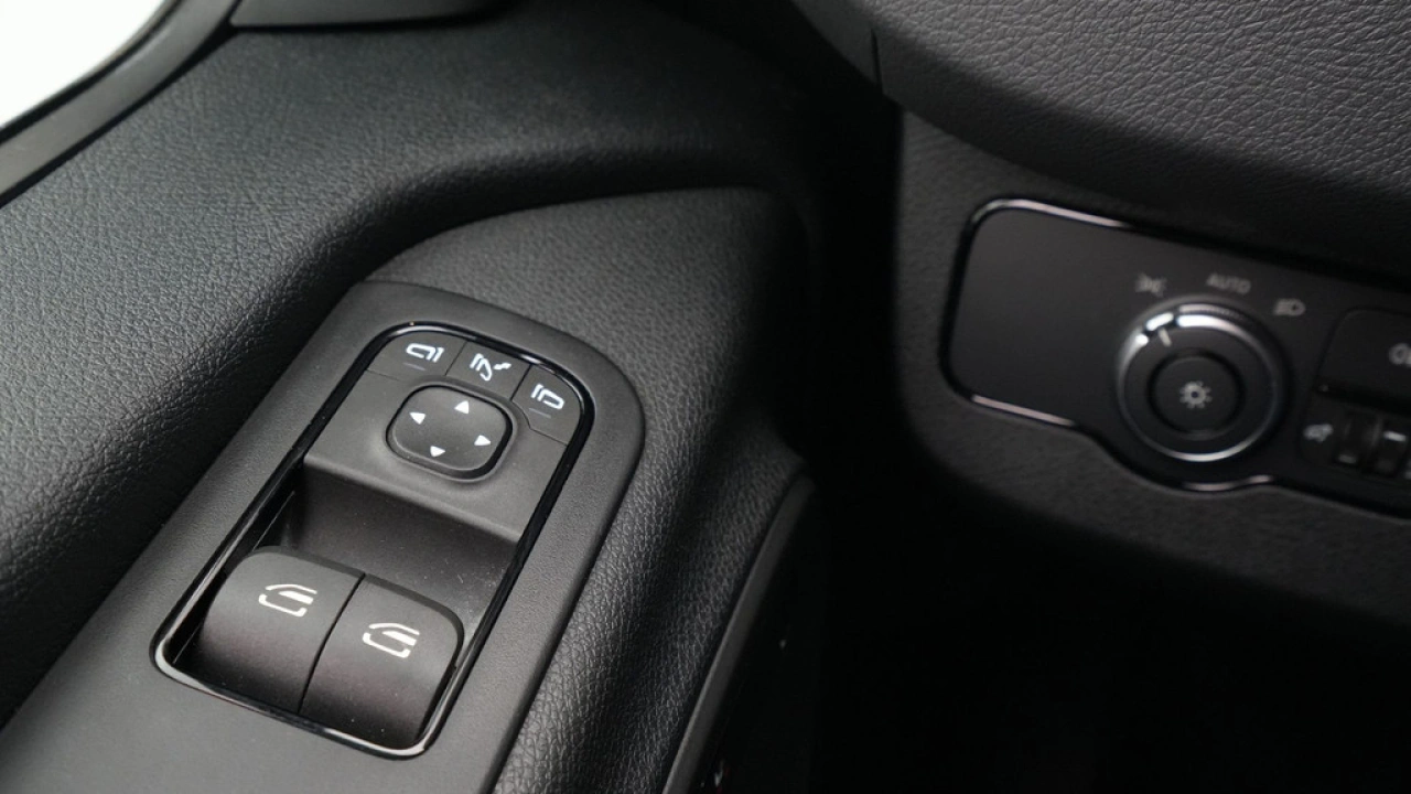 Mercedes-Benz Sprinter Dubbele Cabine 319 2.0 CDI 140kW 190PK L3H3 AUT