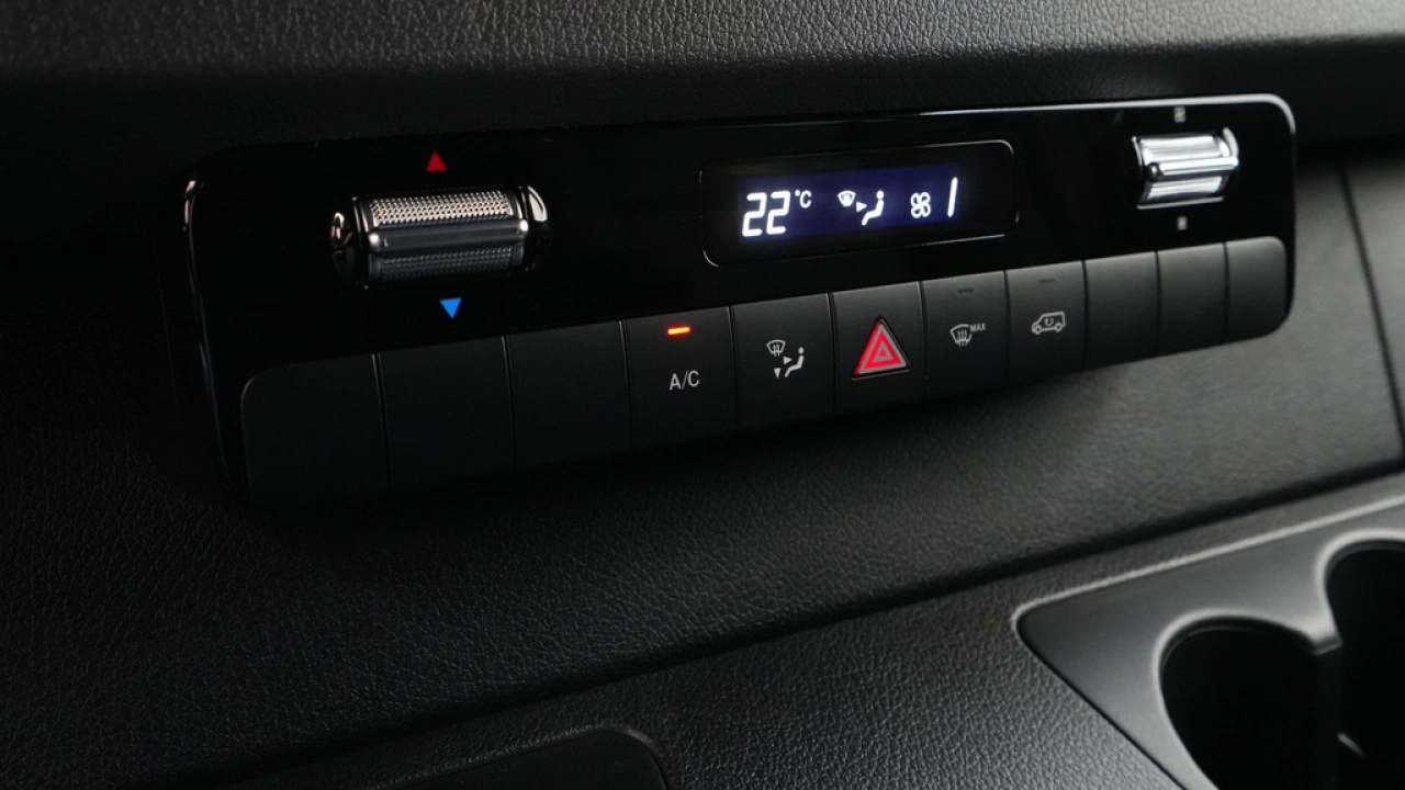 Mercedes-Benz Sprinter Dubbele Cabine 319 2.0 CDI 140kW 190PK L3H3 AUT