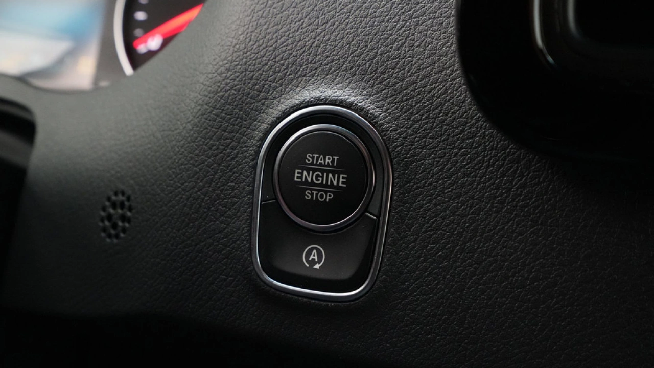 Mercedes-Benz Sprinter Dubbele Cabine 319 2.0 CDI 140kW 190PK L3H3 AUT