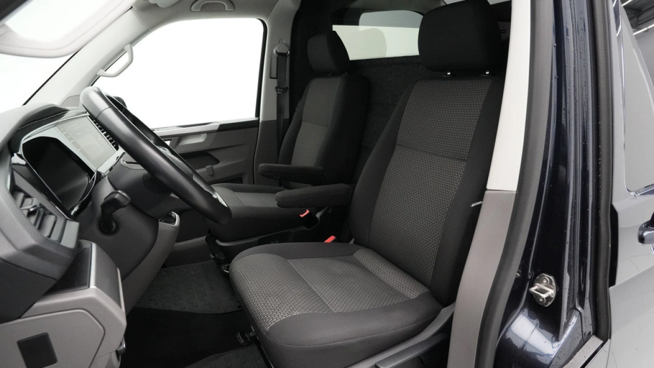 VW Bedrijfswagens Transporter L2H1 2.0 TDI 204pk DSG Bulli