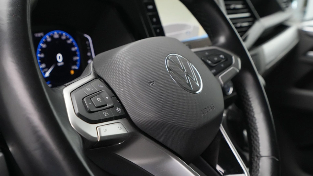 VW Bedrijfswagens Transporter L2H1 2.0 TDI 204pk DSG Bulli