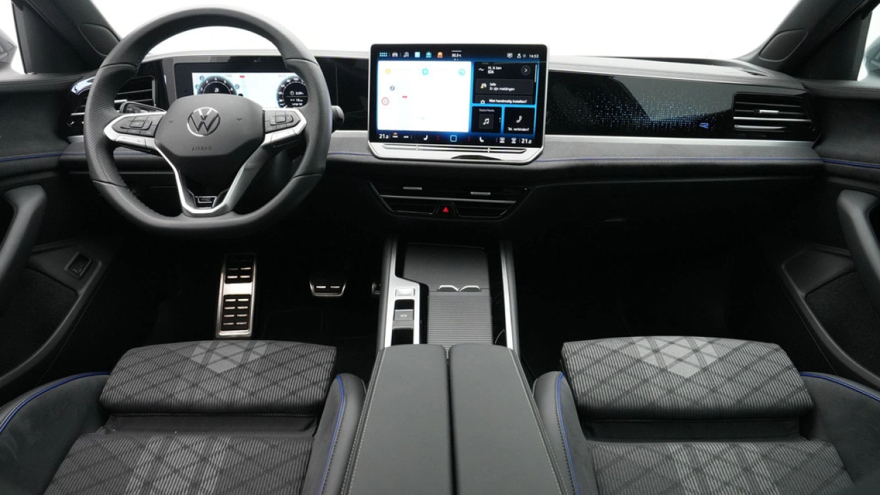 Volkswagen Passat Variant 1.5 eTSI 150pk R-Line Business