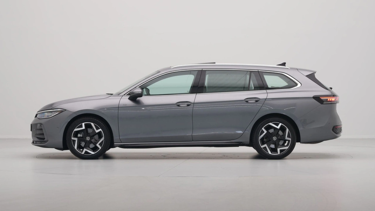 Volkswagen Passat Variant 1.5 eTSI 150pk R-Line Business
