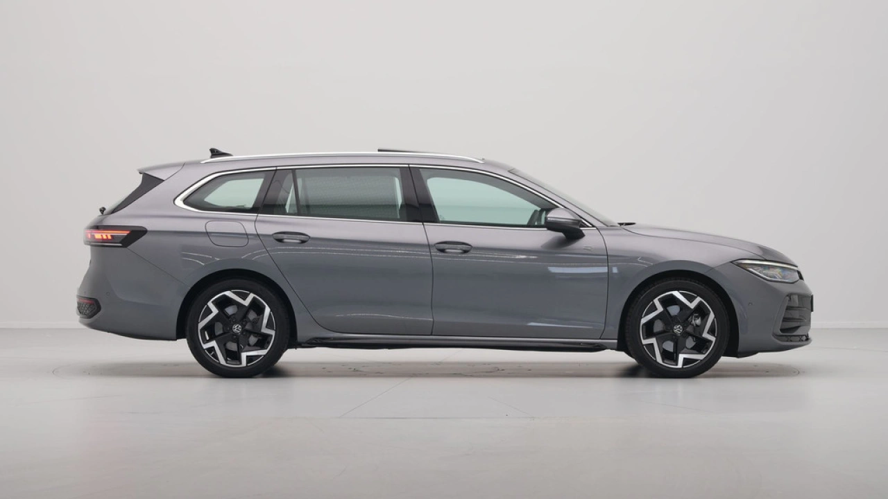 Volkswagen Passat Variant 1.5 eTSI 150pk R-Line Business