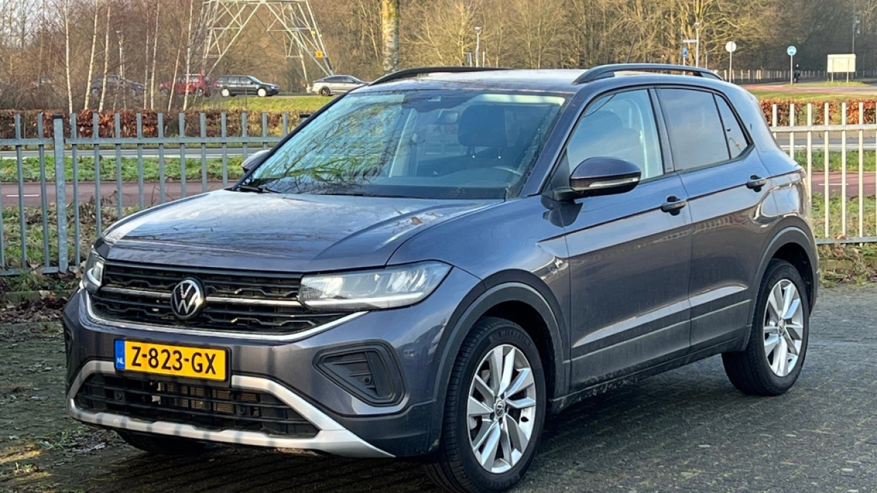 Volkswagen T-Cross 1.0 TSI 95pk Life Edition App Connect Camera
