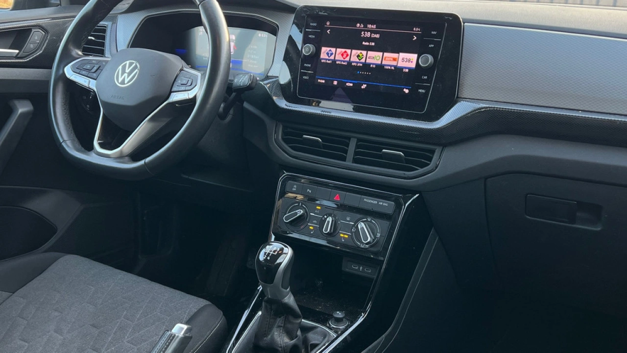 Volkswagen T-Cross 1.0 TSI 95pk Life Edition App Connect Camera
