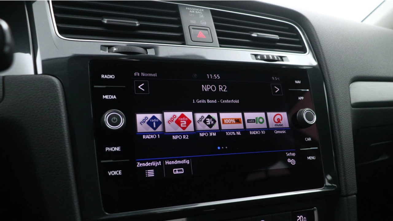 Volkswagen e-Golf E-DITION 36 kWh 136pk SOH 90% Navigatie