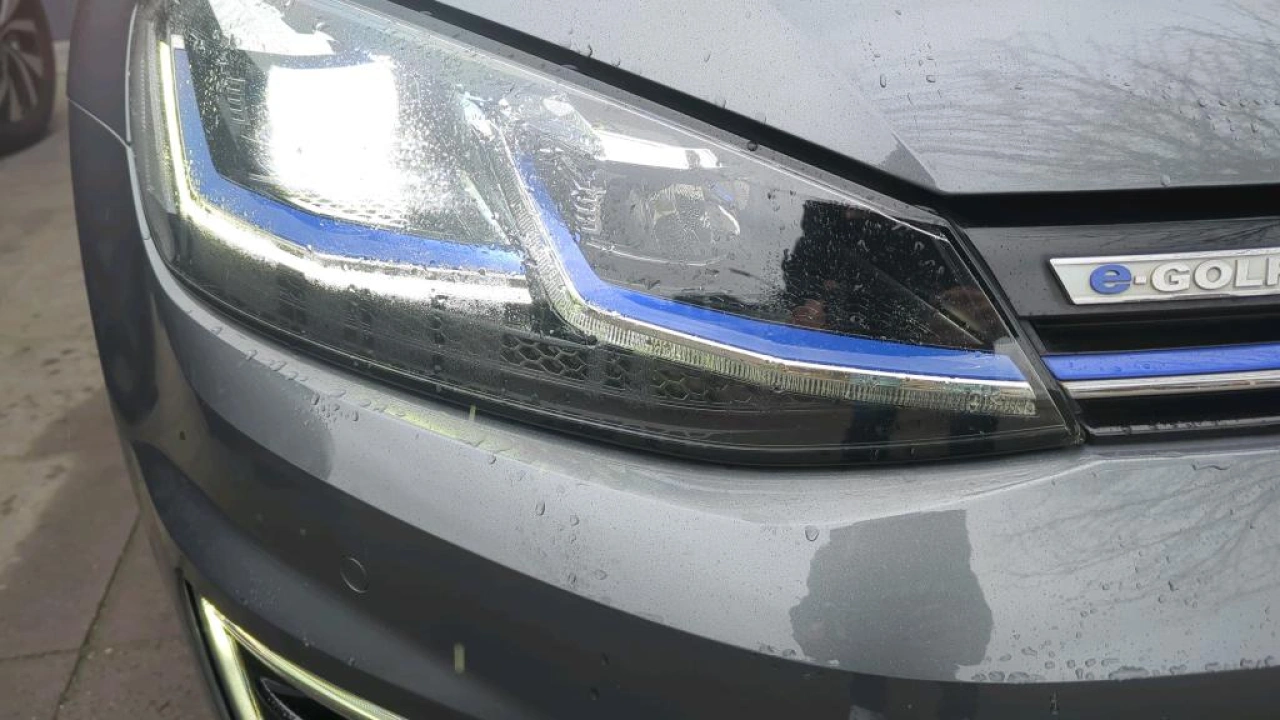 Volkswagen e-Golf E-DITION 36 kWh 136pk Navigatie