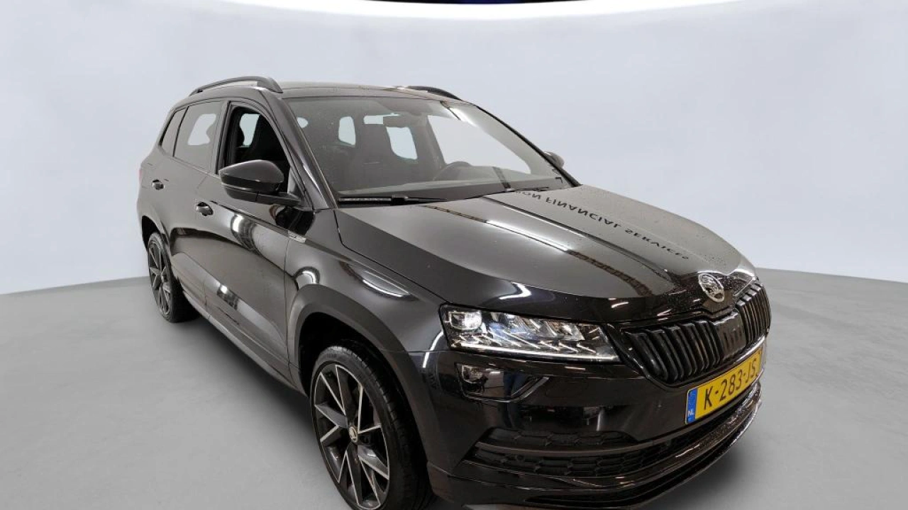 Škoda Karoq 1.5 TSI ACT Sportline Business