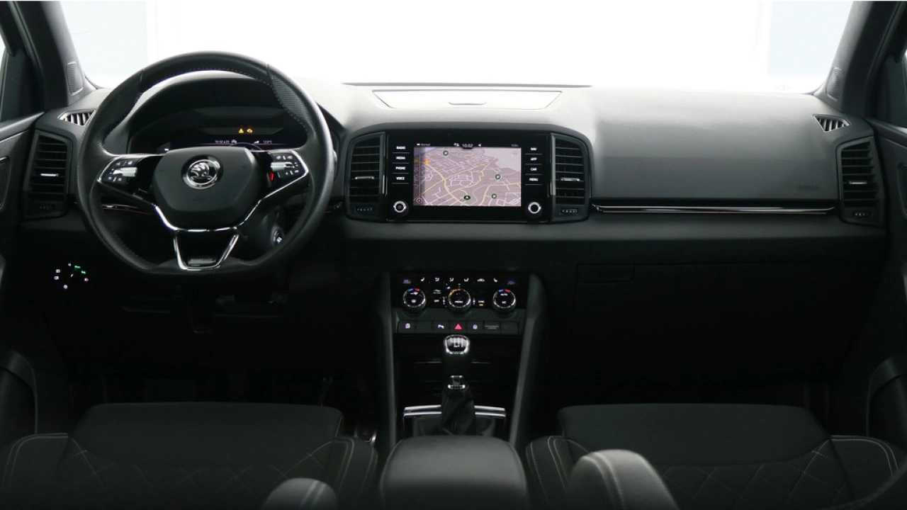 Škoda Karoq 1.5 TSI ACT Sportline Business