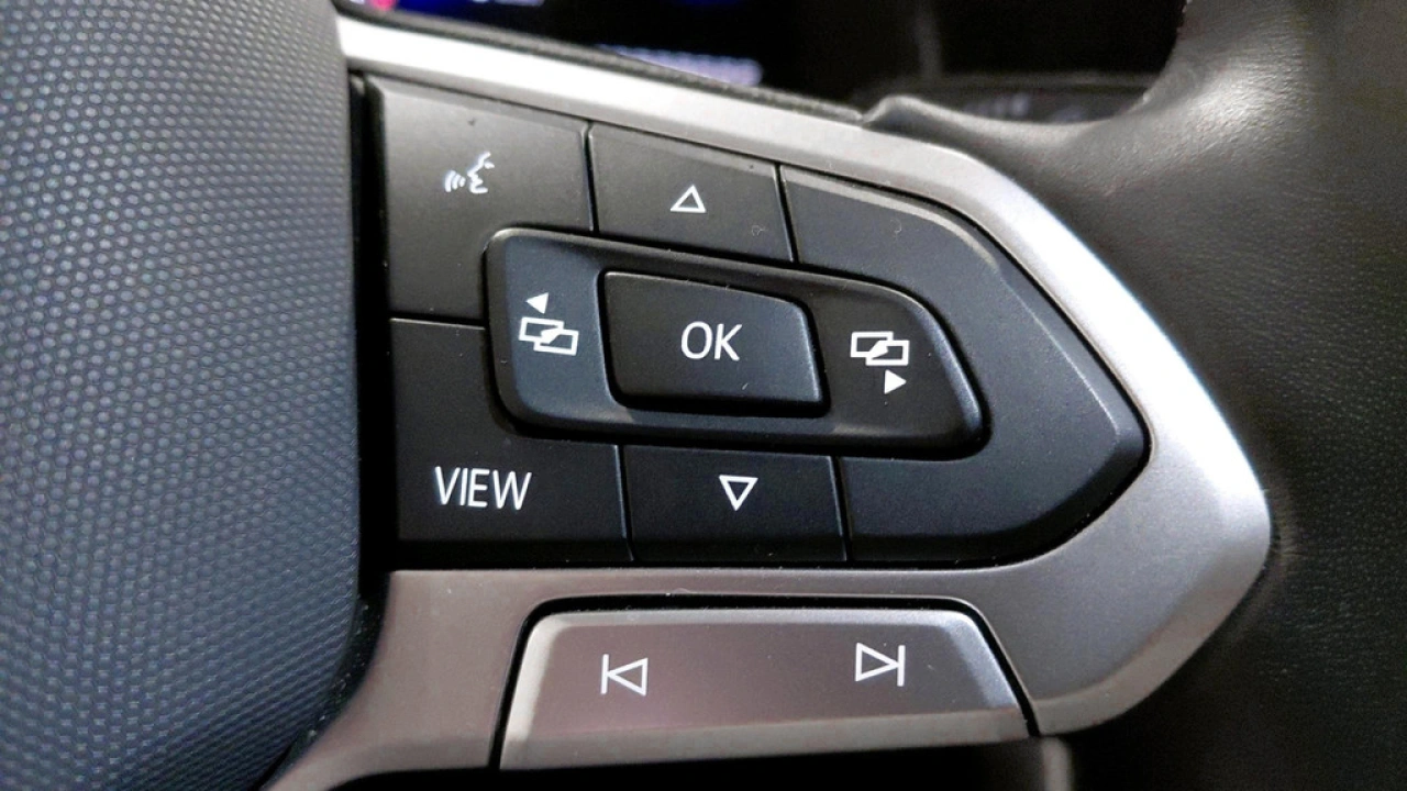 Volkswagen Taigo 1.0 TSI Life Edition | Camera | Privacy Glass | 17