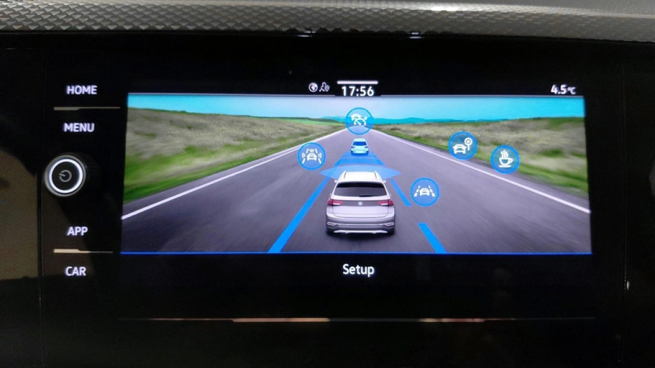 Volkswagen Taigo 1.0 TSI Life Edition | Camera | Privacy Glass | 17