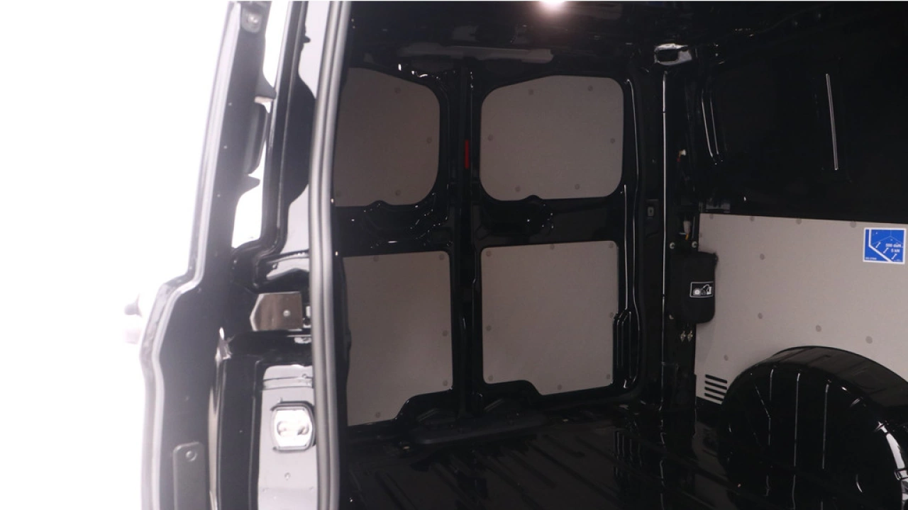 VW Bedrijfswagens Transporter L1H1 2.0 TDI 110kW 150PK Style-Intro