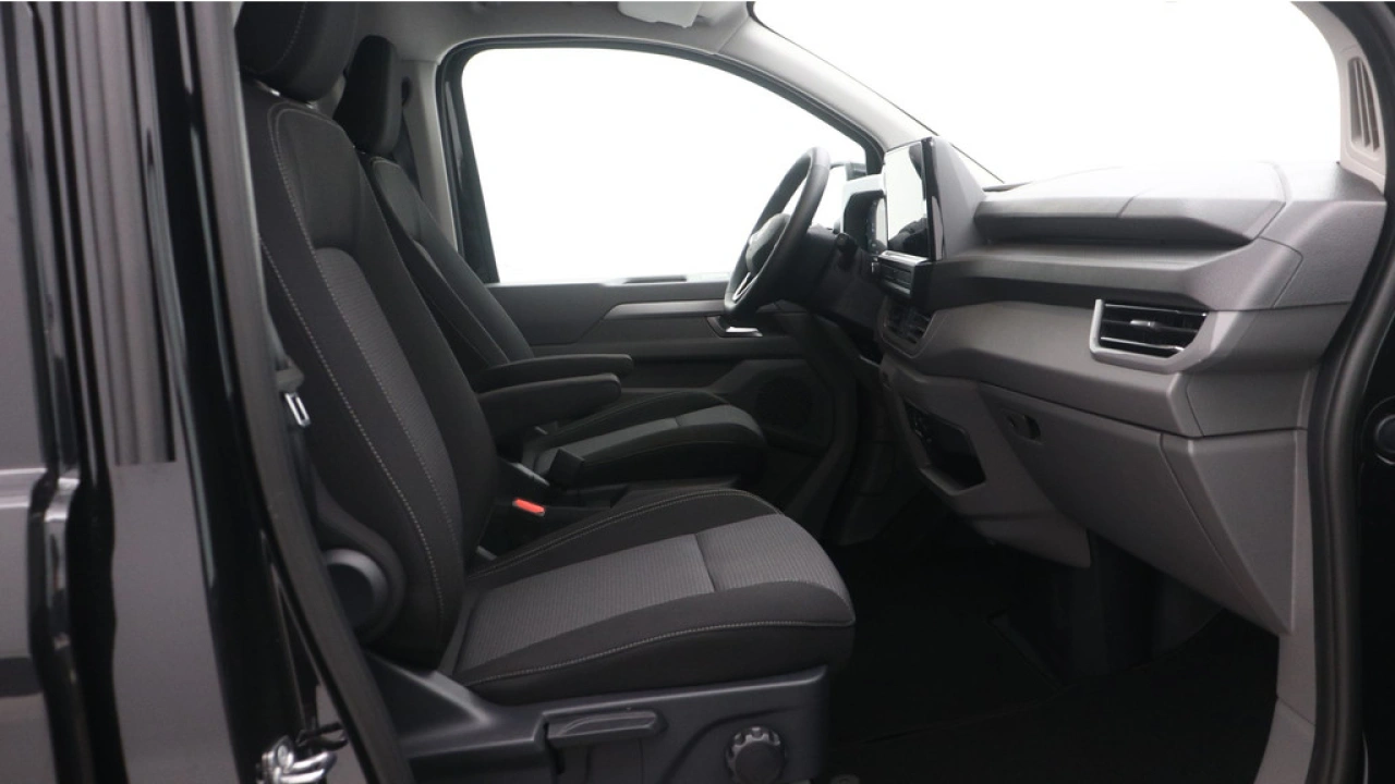 VW Bedrijfswagens Transporter L1H1 2.0 TDI 110kW 150PK Style-Intro