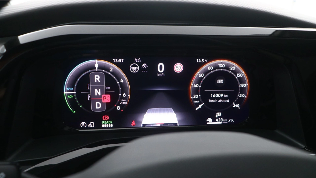 VW Bedrijfswagens Multivan L2H1 1.5 eHybrid PHEV 19,7kWh 180kW 245PK DSG 4Motion Bulli-Edition