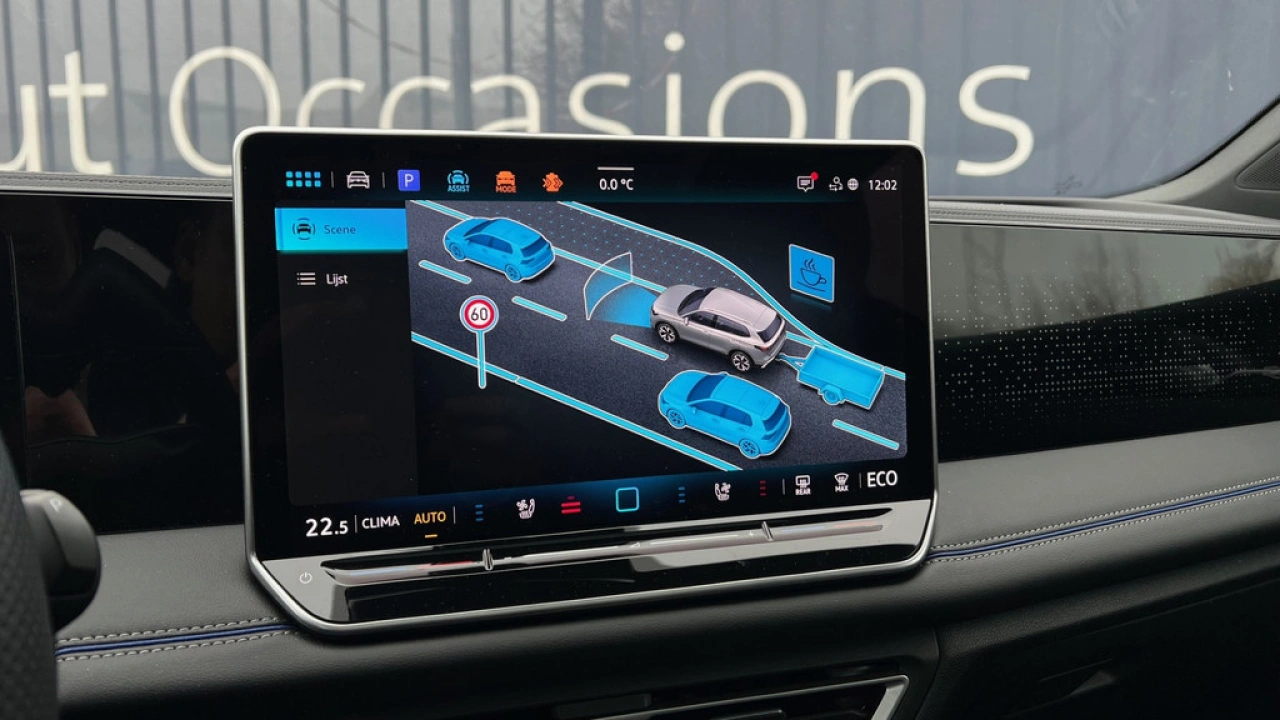 Volkswagen Tiguan 1.5 eHybrid 204pk DSG R-Line Edition Leder Trekhaak Panoramadak