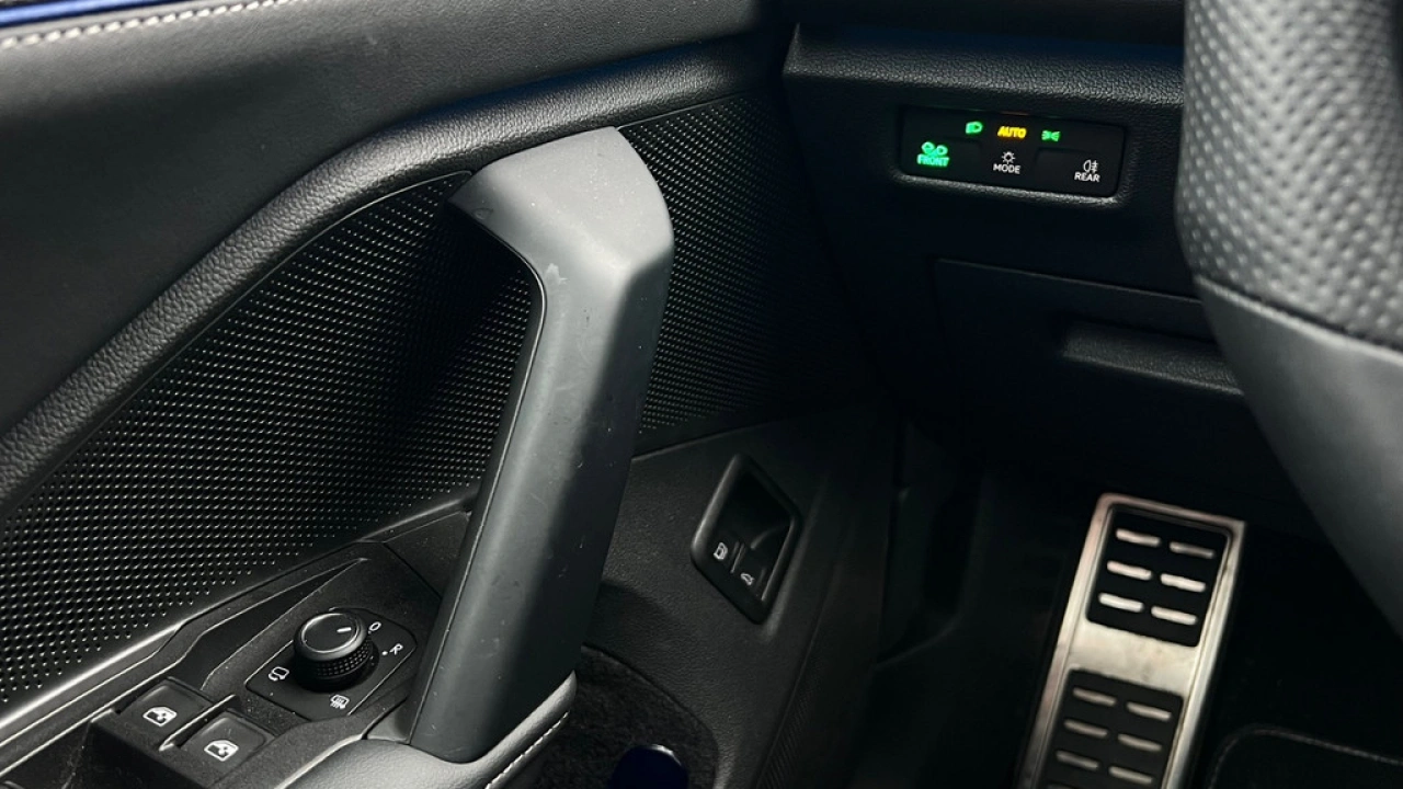 Volkswagen Tiguan 1.5 eHybrid 204pk DSG R-Line Edition Leder Trekhaak Panoramadak