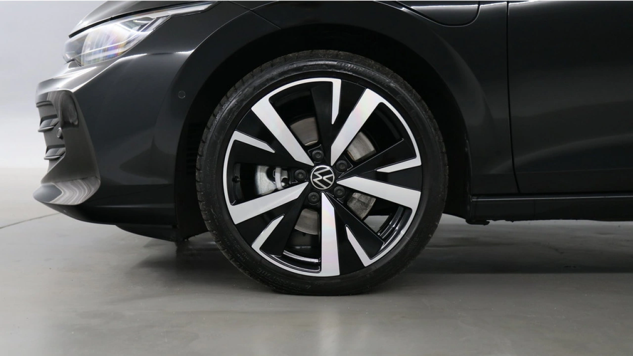 Volkswagen Golf 1.5 eHybrid 204pk Life Edition DSG