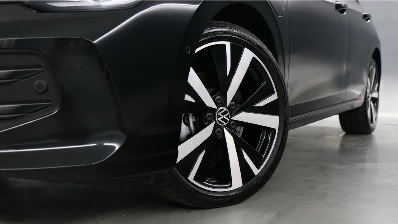 Volkswagen Golf 1.5 eHybrid 204pk Life Edition DSG