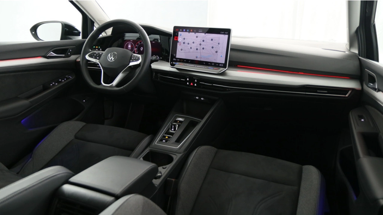 Volkswagen Golf 1.5 eHybrid 204pk Life Edition DSG