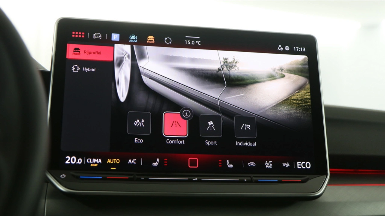 Volkswagen Golf 1.5 eHybrid 204pk Life Edition DSG