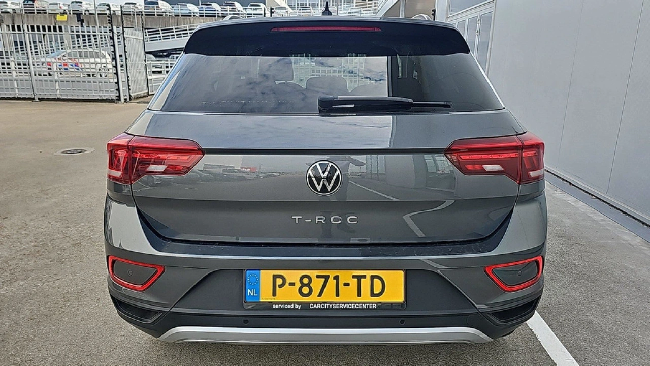 Volkswagen T-Roc 1.0 TSI Life Business | Camera | Stoelverwarming | Navigatie |