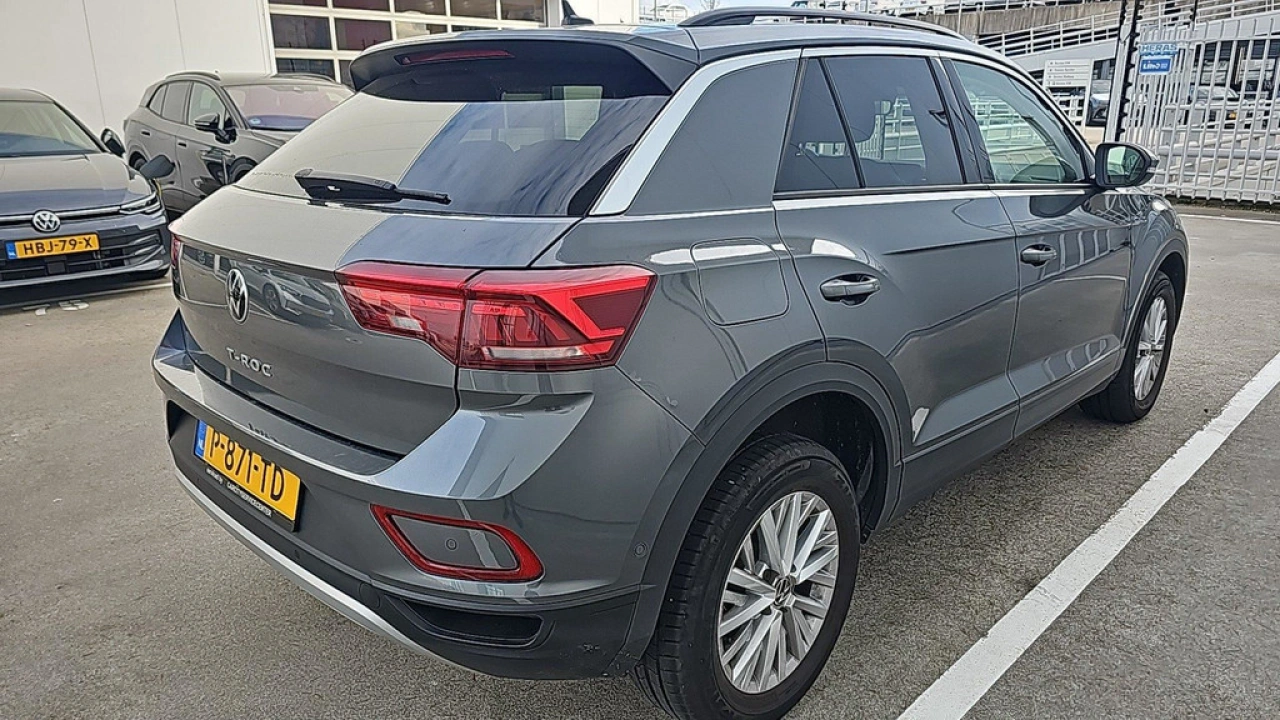 Volkswagen T-Roc 1.0 TSI Life Business | Camera | Stoelverwarming | Navigatie |