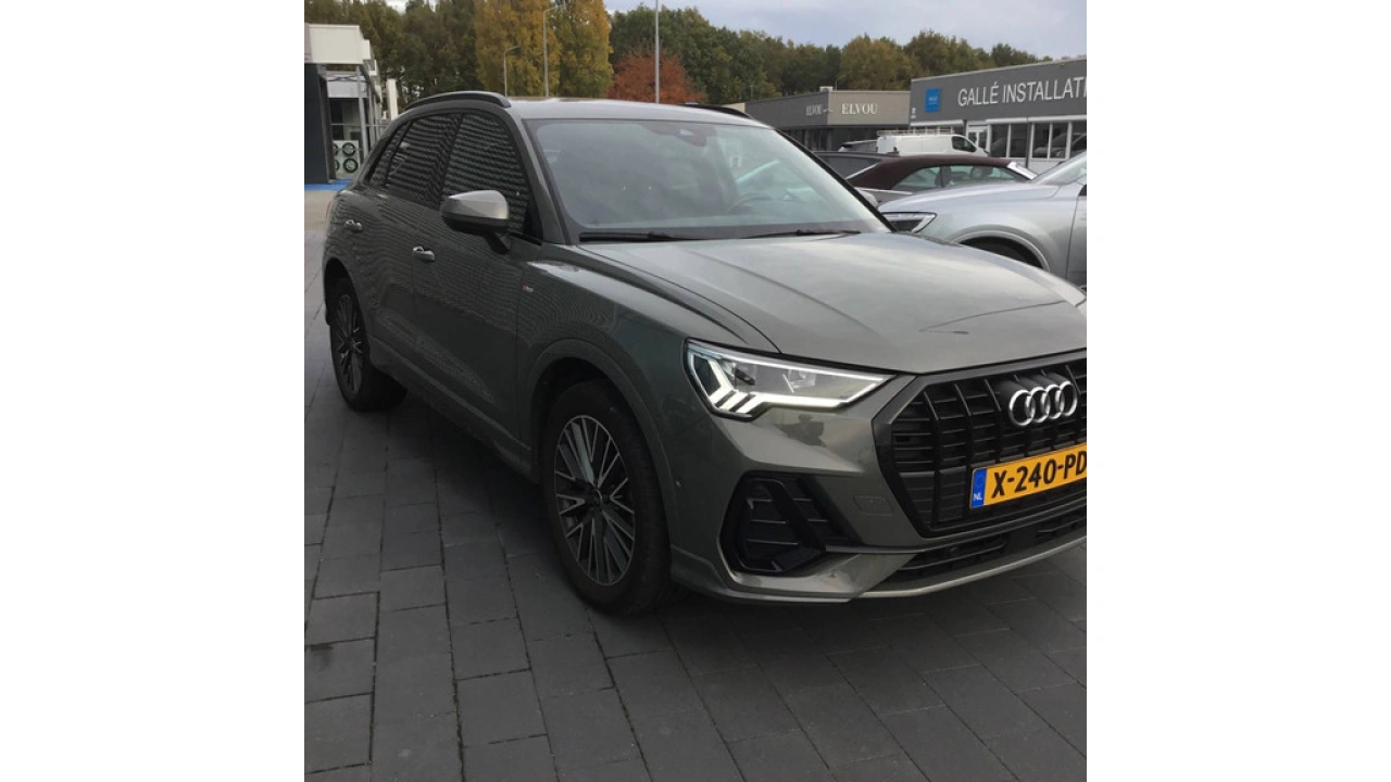 Audi Q3 45 TFSI e 245pk PHEV S edition