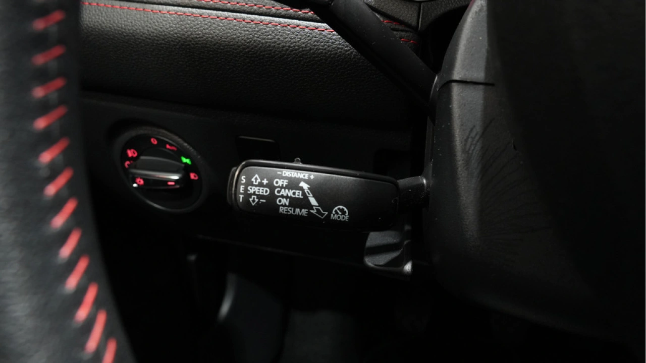 SEAT Arona 1.5 TSI EVO FR Business Intense