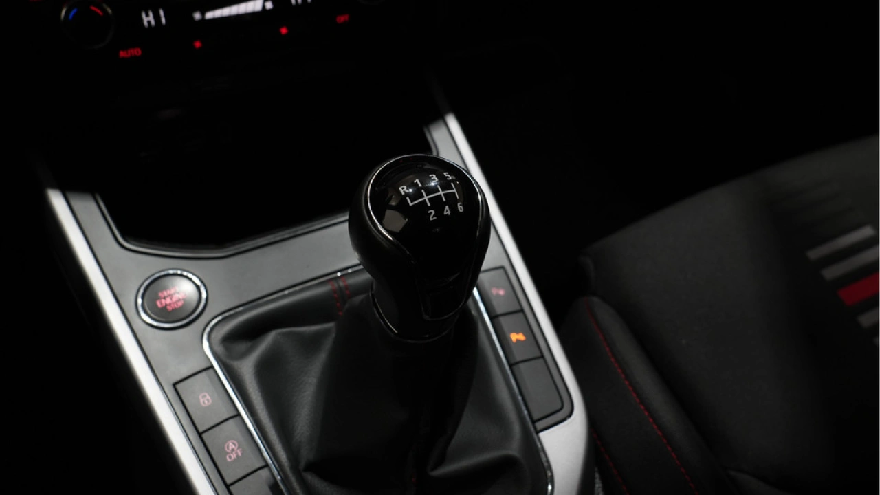 SEAT Arona 1.5 TSI EVO FR Business Intense