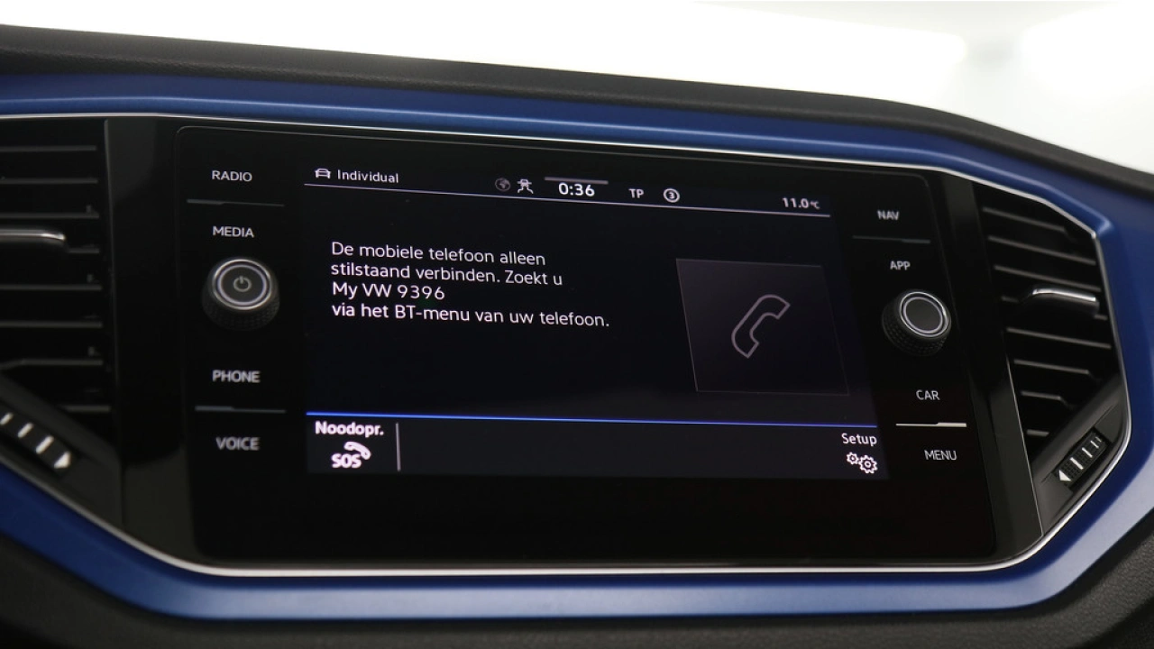 Volkswagen T-Roc Cabrio 1.5 TSI 150pk Automaat R-Line BlackStyle