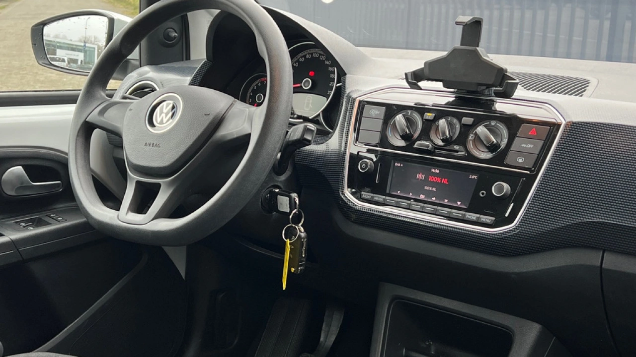 Volkswagen up! 1.0 65pk Airco Lane Assist Bluetooth