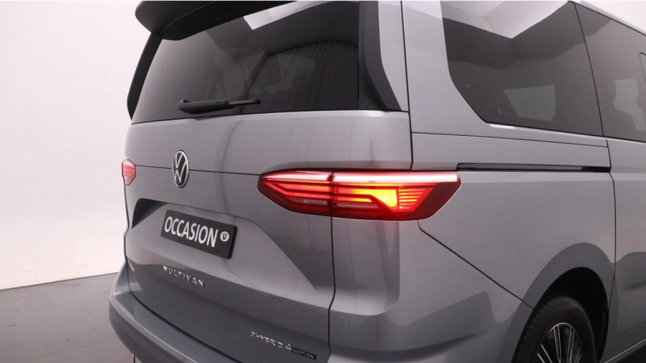 Volkswagen Multivan L2H1 1.5 PHEV eHybrid 19,7kWh 180kW 245PK DSG 4MOTION