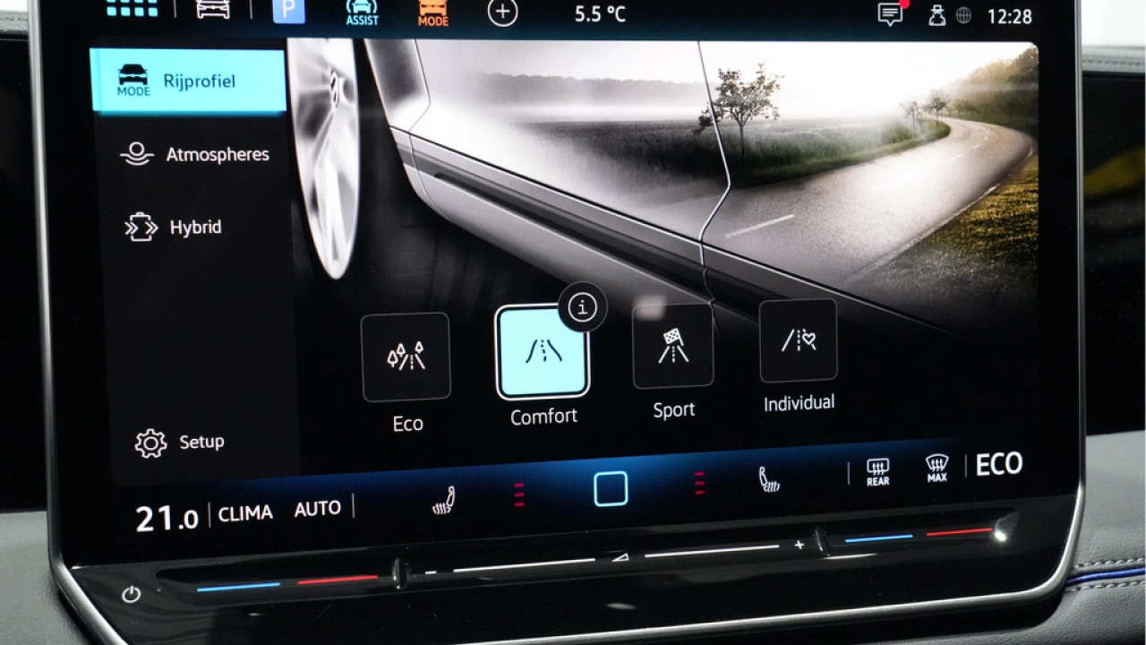 Volkswagen Tiguan 1.5 eHybrid 204pk R-Line Business