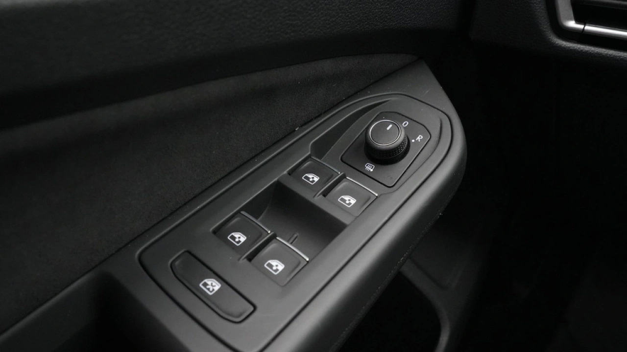 Volkswagen Golf 1.0 TSI 110pk Life Business