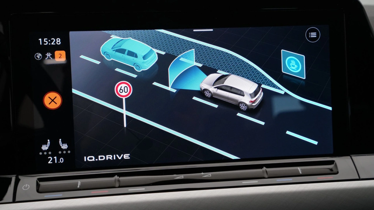 Volkswagen Golf 1.0 TSI 110pk Life Business