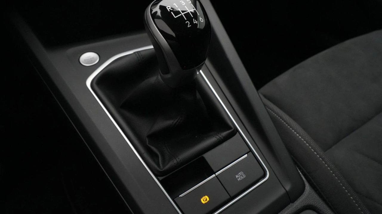 Volkswagen Golf 1.0 TSI 110pk Life Business