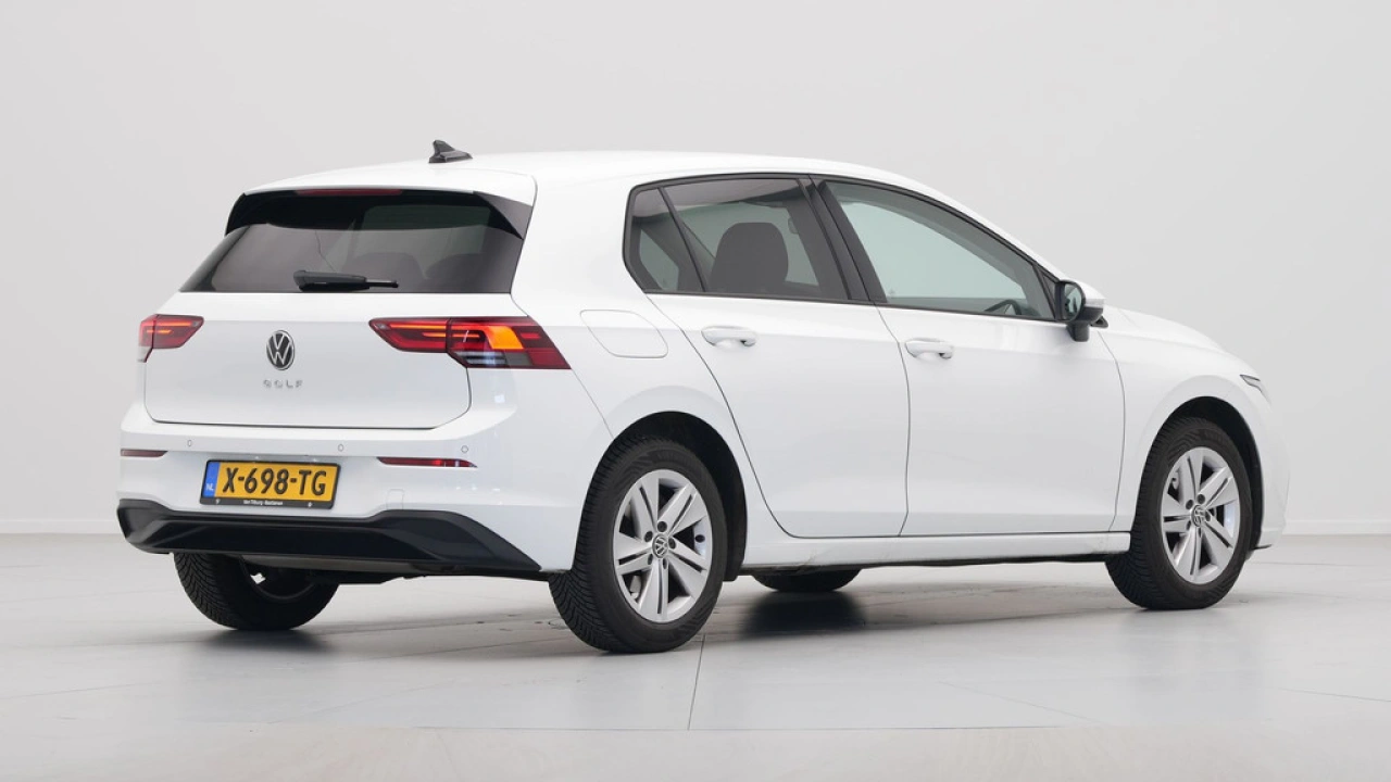 Volkswagen Golf 1.0 TSI 110pk Life Business