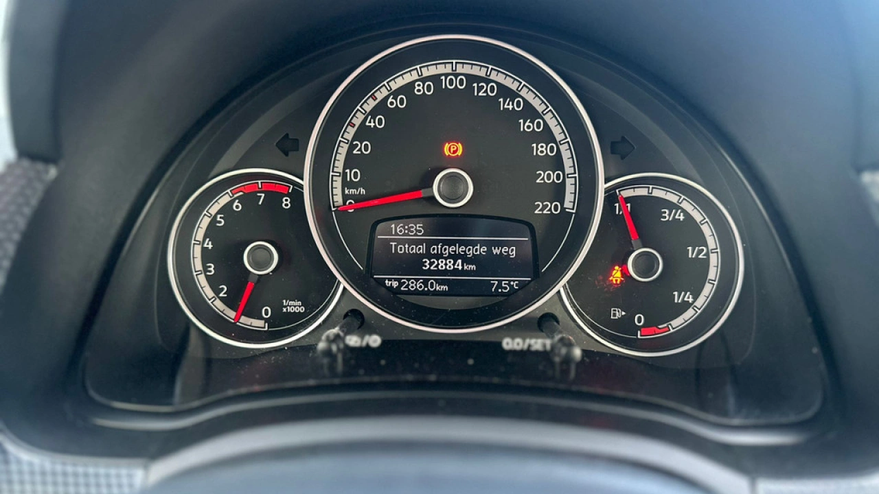 Volkswagen up! 1.0 BMT 60pk move up!