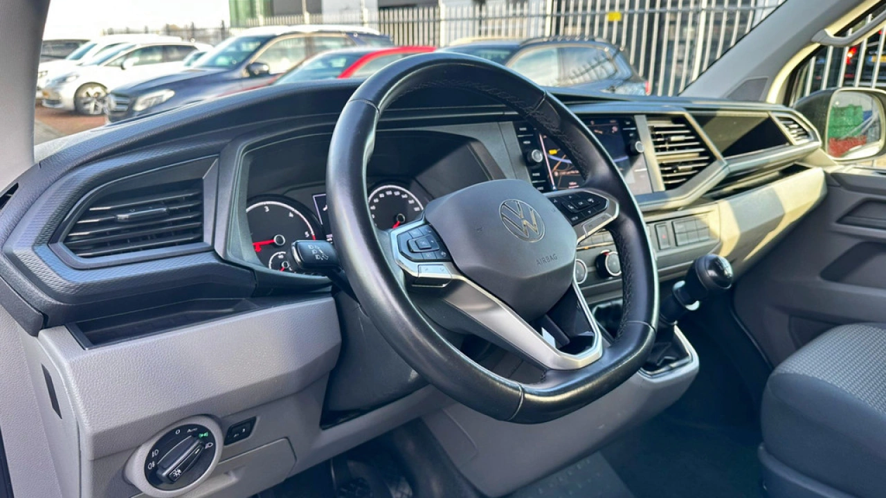 VW Bedrijfswagens Transporter 2.0 TDI 111 pkL2H1 28 Comfortline