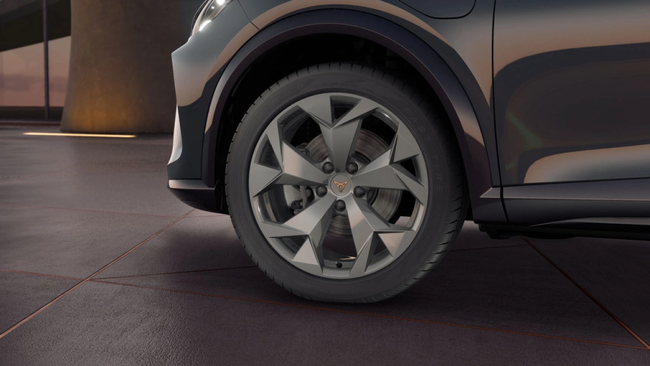 CUPRA Formentor 1.5 TSI e-Hybrid 204 6DSG Business