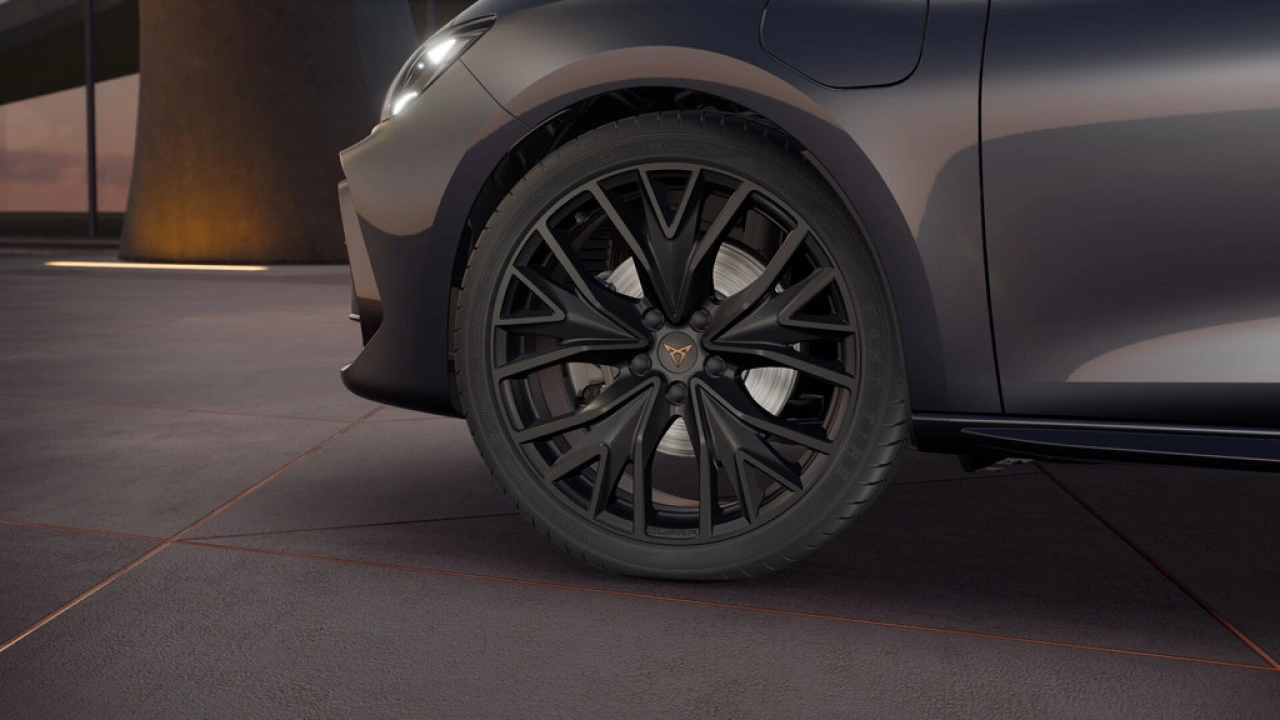 CUPRA Leon 1.5 TSI e-Hybrid 204 6DSG Business