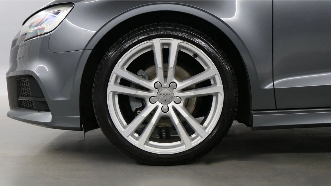 Audi A3 Limousine 1.5 TFSI 150pk CoD Sport S Line Edition S-Tronic