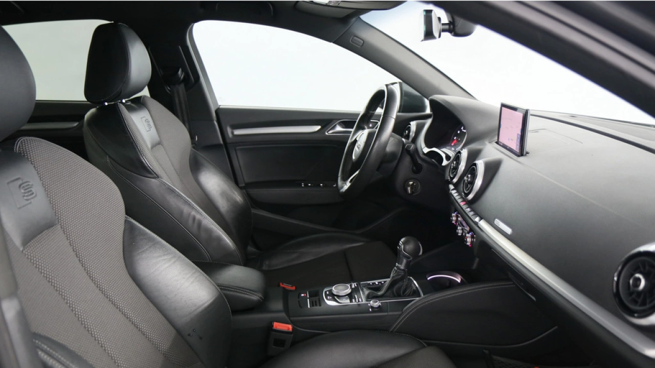 Audi A3 Limousine 1.5 TFSI 150pk CoD Sport S Line Edition S-Tronic