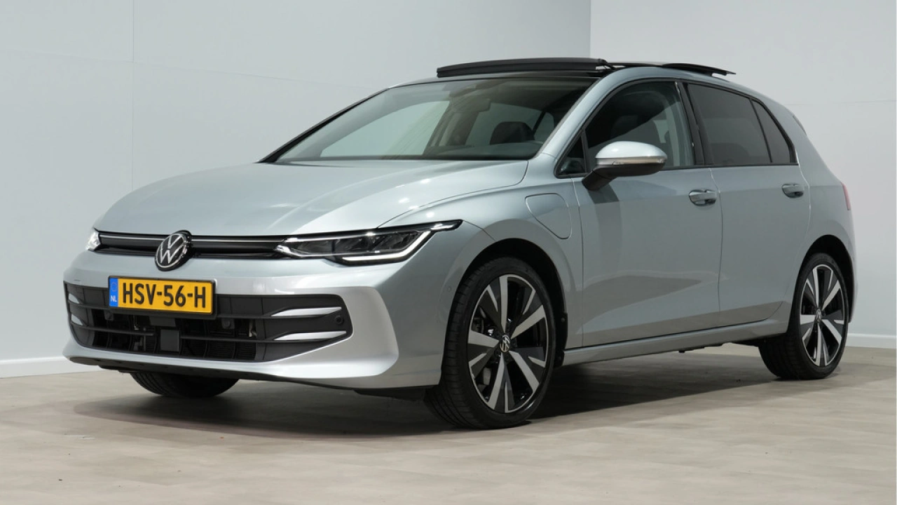 Volkswagen Golf 1.5 eHybrid Life Edition