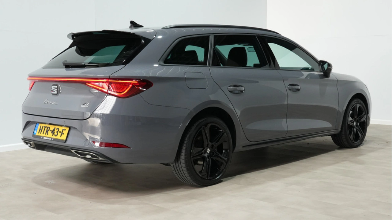 SEAT Leon Sportstourer 1.5 TSI e-Hybrid FR Business