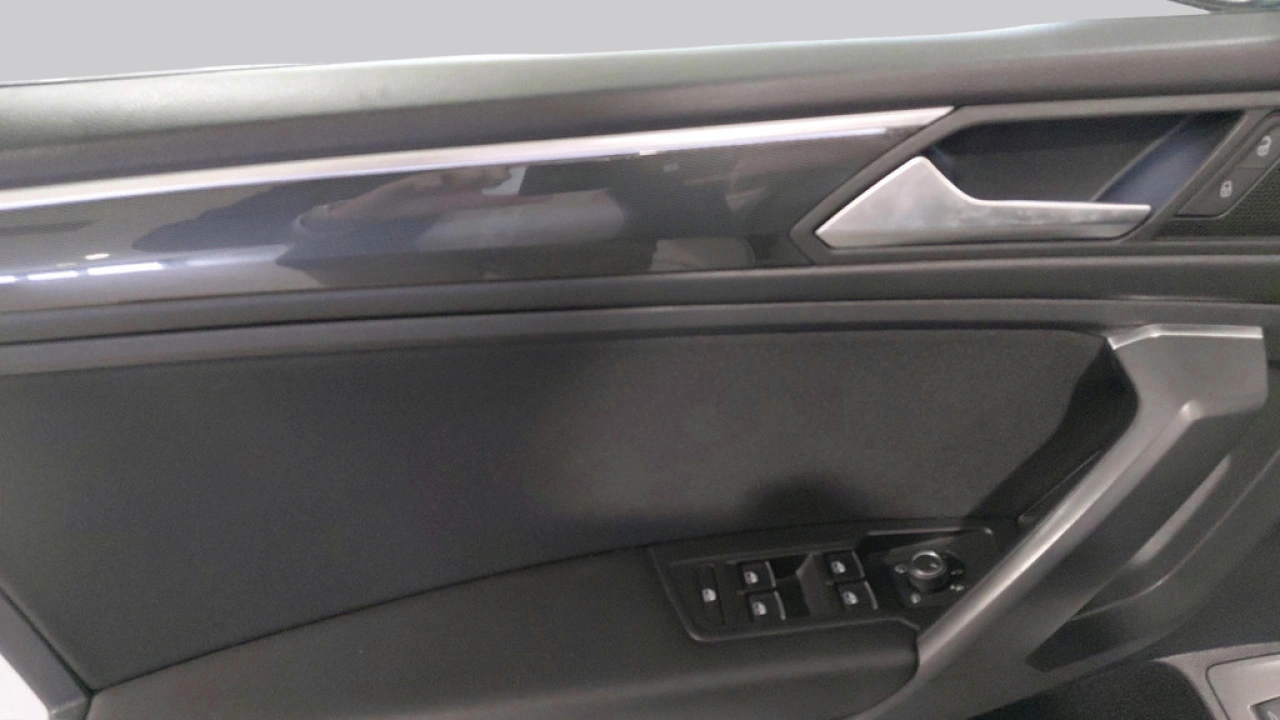 Volkswagen Tiguan Allspace 1.5 TSI Highline Business R 7p. | Trekhaak | Camera | Panoramadak | Ergo Stoel |