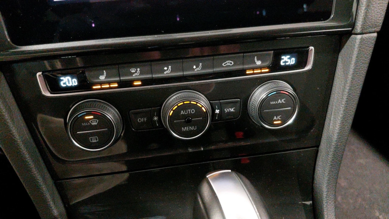 Volkswagen e-Golf E-DITION | Warmtepomp | 17