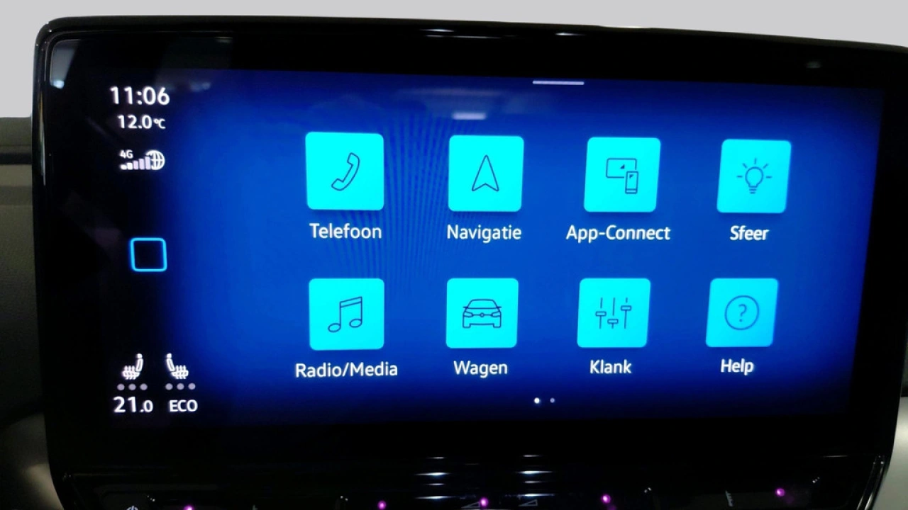 Volkswagen ID.4 First Max 77 kWh | Panoramadak | Camera | Elec. klep |